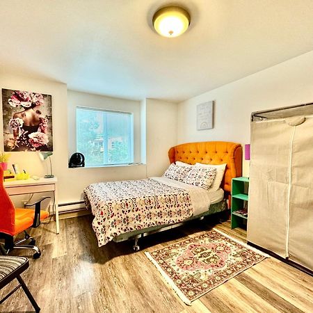 Micro Studio Apartment In University District- 10 Mins Walk To University Of Wa Seattle Exterior photo