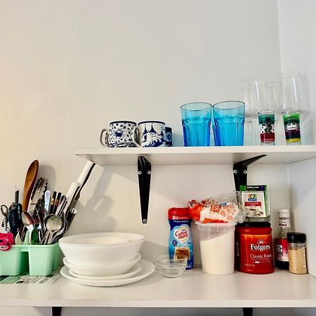 Micro Studio Apartment In University District- 10 Mins Walk To University Of Wa Seattle Exterior photo