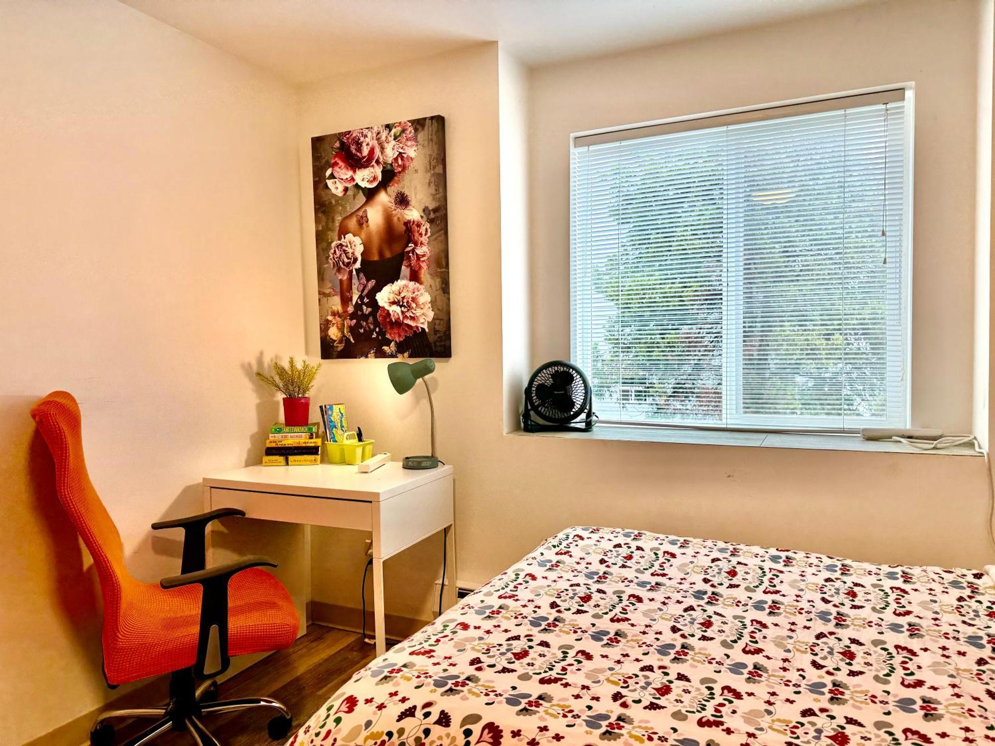 Micro Studio Apartment In University District- 10 Mins Walk To University Of Wa Seattle Exterior photo